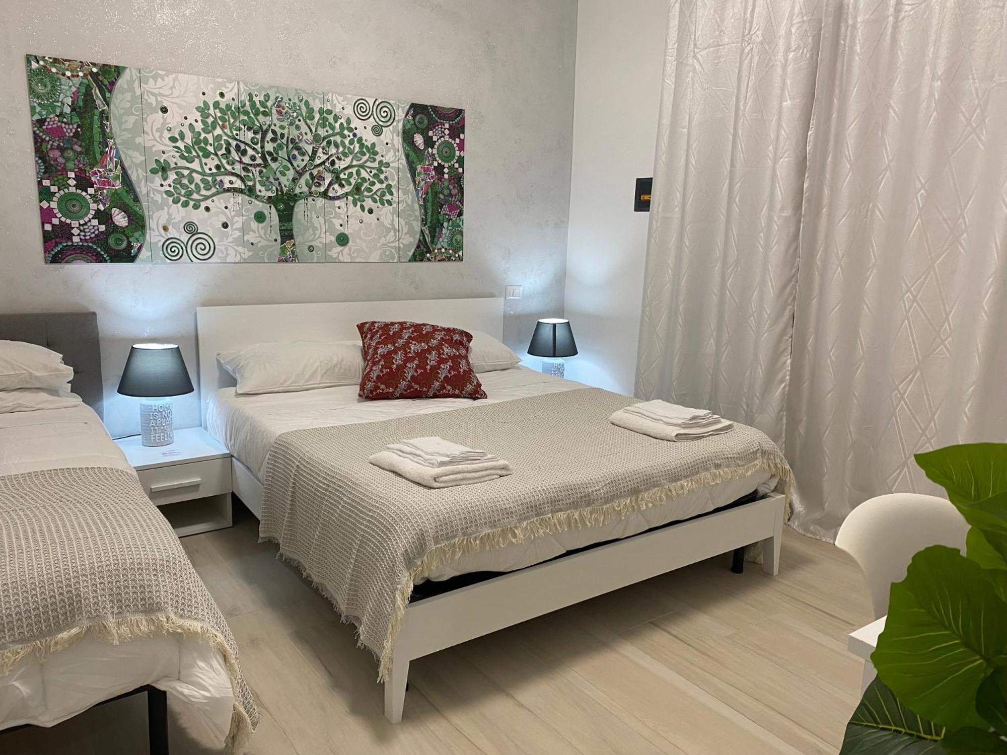 Central Apartments 크로토네 외부 사진