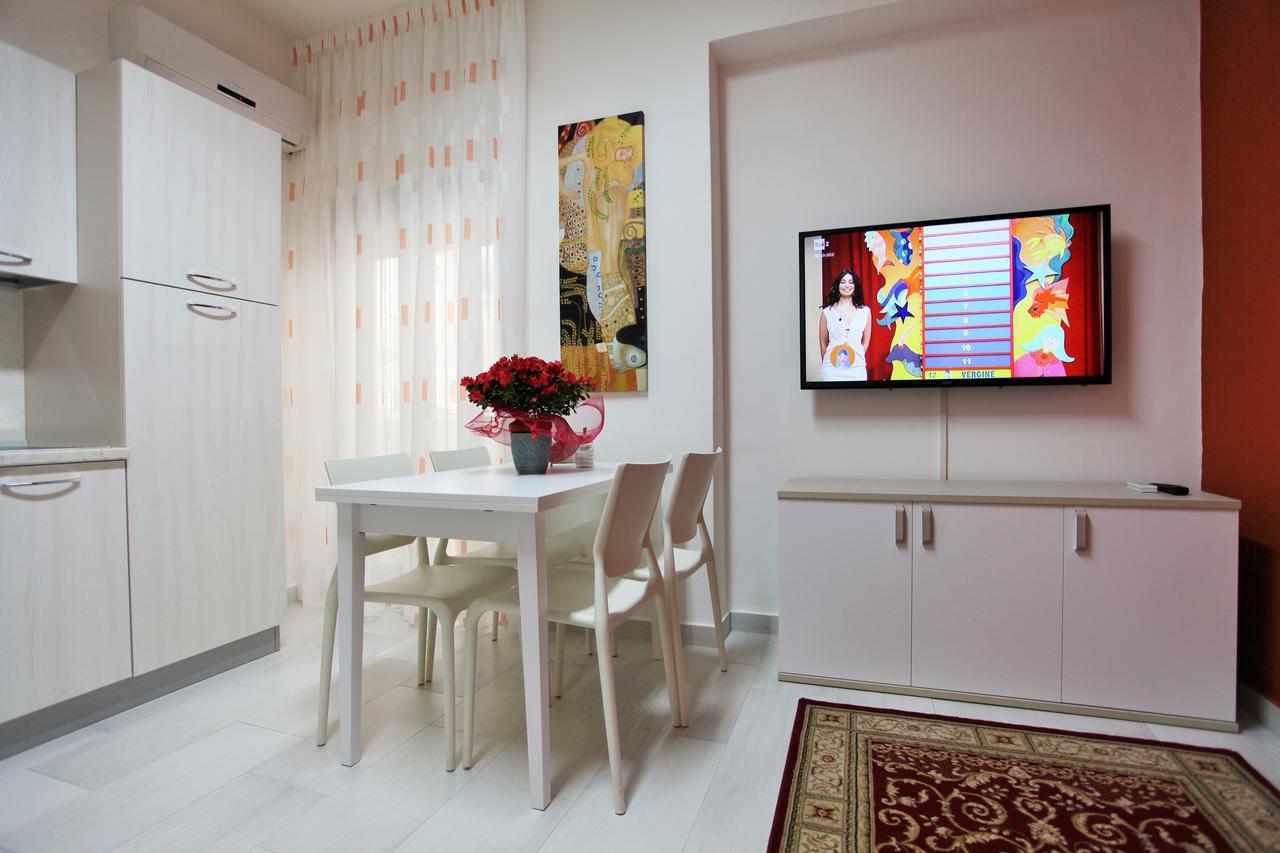 Central Apartments 크로토네 외부 사진